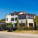 Deak Poreč